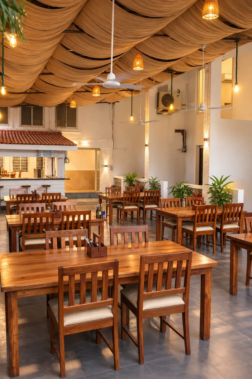 Open-Air Courtyard Restaurant & Bar