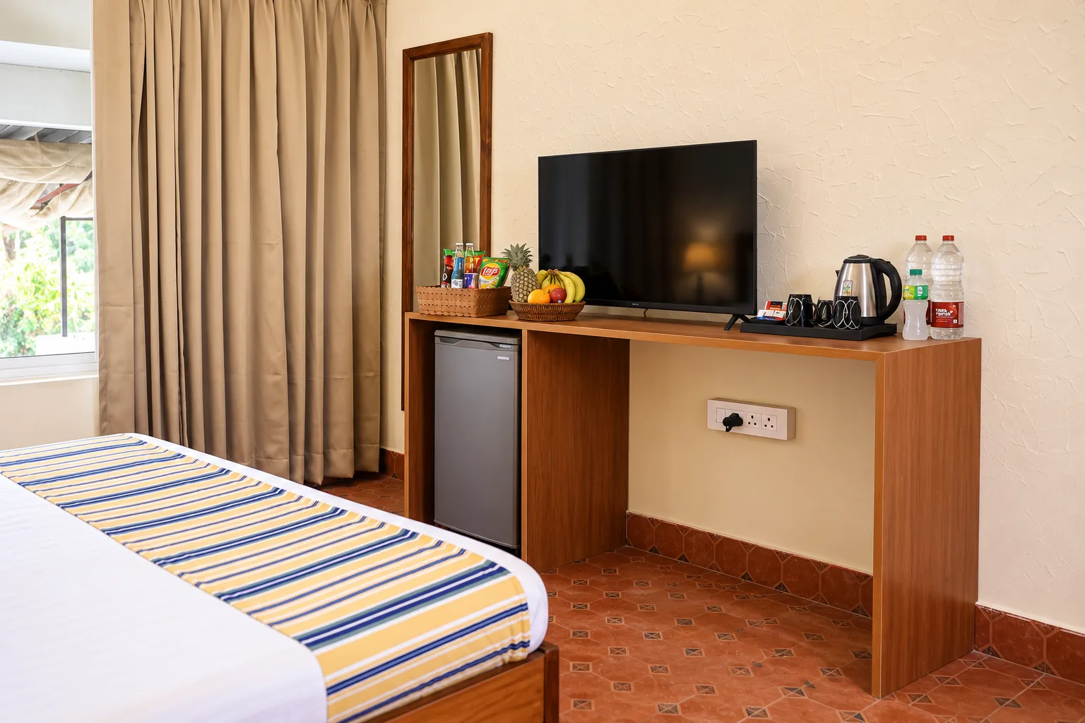 Superior Room Sloped Ceilings